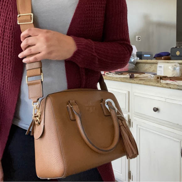 New Tory burch thea black satchel 🖤 - Picture 10 of 11